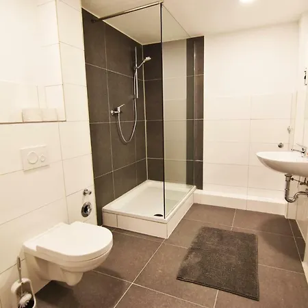 Dorya Am Ring * Colonia